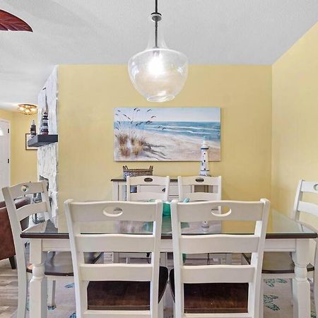 Perfect For Family Gatherings With A Heated Pool! - Clearwater'S Clear Choice Exterior photo