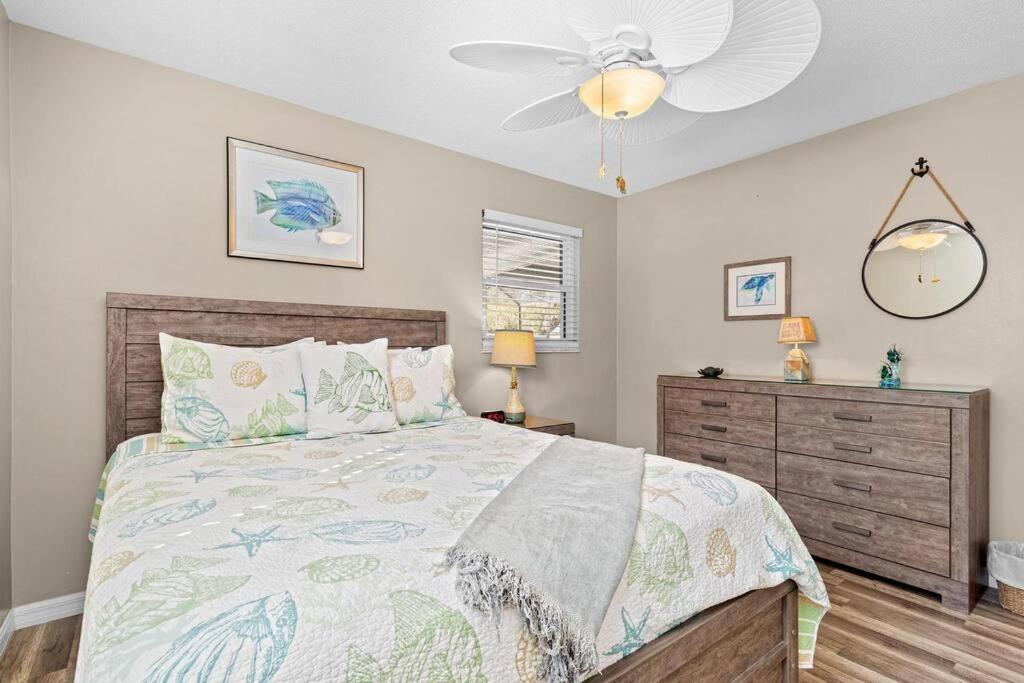Perfect For Family Gatherings With A Heated Pool! - Clearwater'S Clear Choice Exterior photo