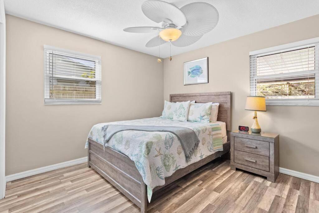 Perfect For Family Gatherings With A Heated Pool! - Clearwater'S Clear Choice Exterior photo