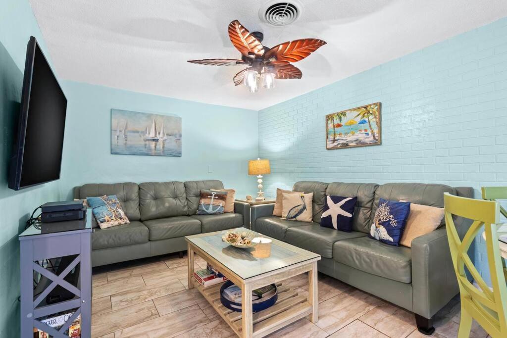 Perfect For Family Gatherings With A Heated Pool! - Clearwater'S Clear Choice Exterior photo