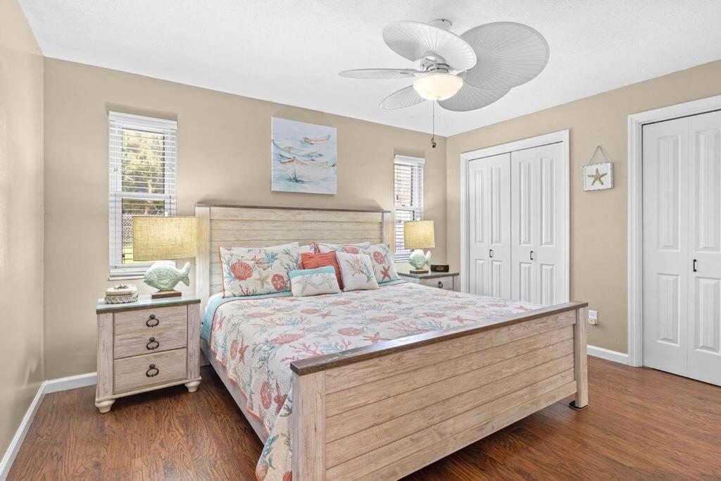 Perfect For Family Gatherings With A Heated Pool! - Clearwater'S Clear Choice Exterior photo